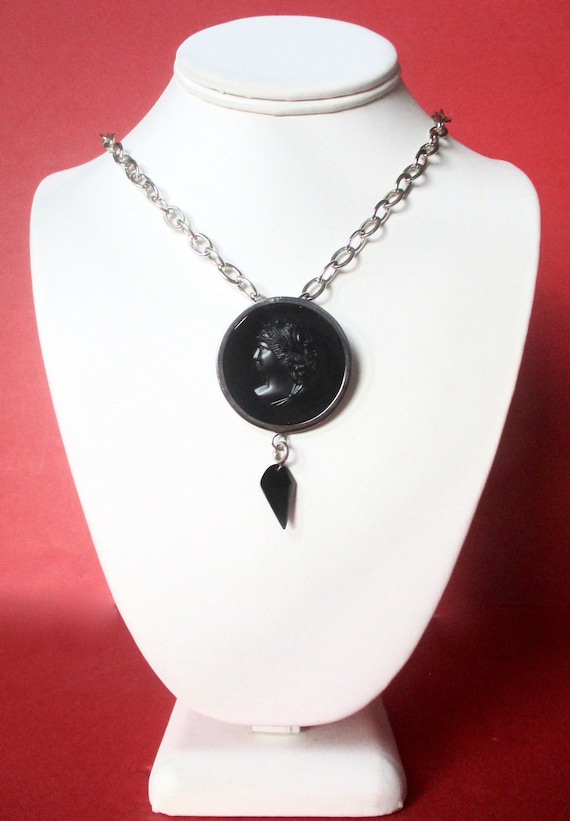 Antique Victorian French Jet Cameo Brooch/Pendant Necklace/Steampunk/Gothic/Boho/Shabby Chic