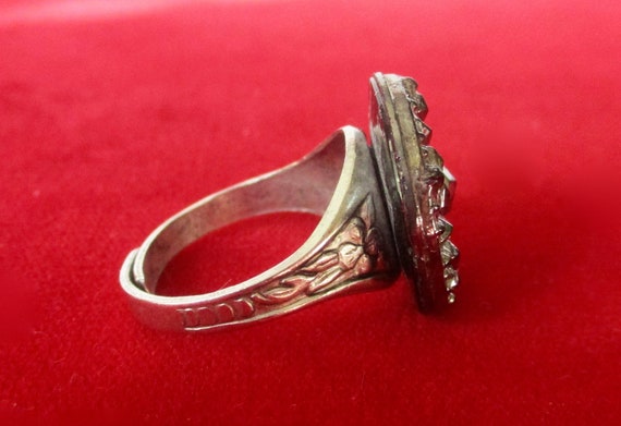 Vintage Adjustable Silver Tone Ring With Antique … - image 5