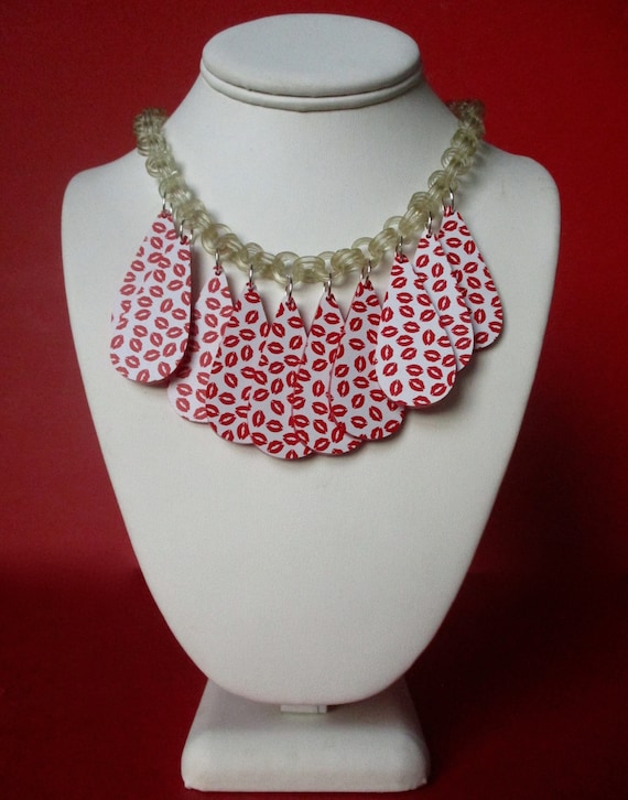 Valentine's Day Necklace/Kiss Necklace/Love Necklace/Boho/Shabby Chic