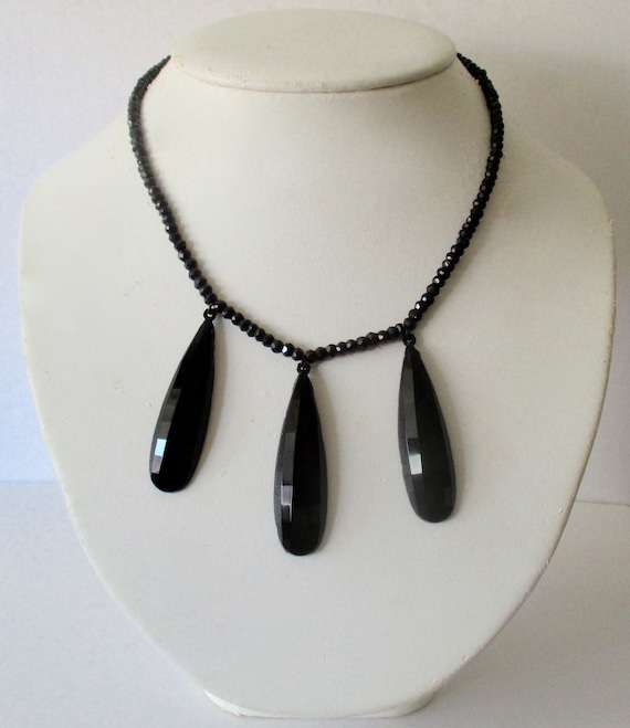 Vintage Deco French Jet & Black Spinel Bead Choker - image 1