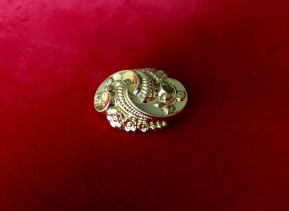 Antique Victorian Gilt Pin - image 2