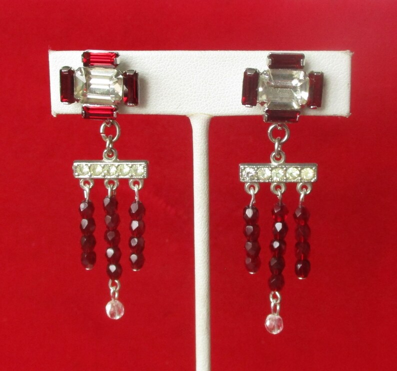 Pair of Vintage Red /& Clear Crystal Deco Screw Back Earrings from the 1930/'s