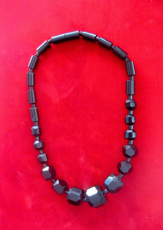 Vintage Bakelite Black Bead Choker/Necklace