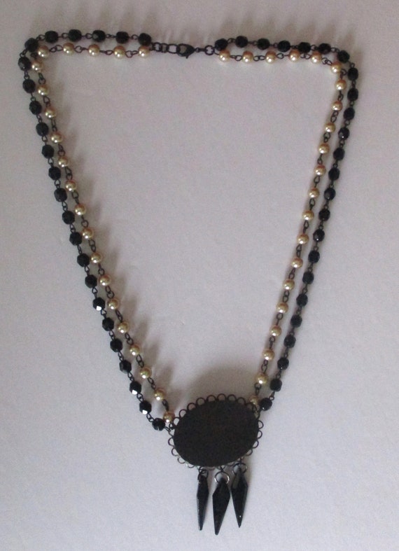 Vintage Victorian-Style Mourning Cameo  Necklace/… - image 7