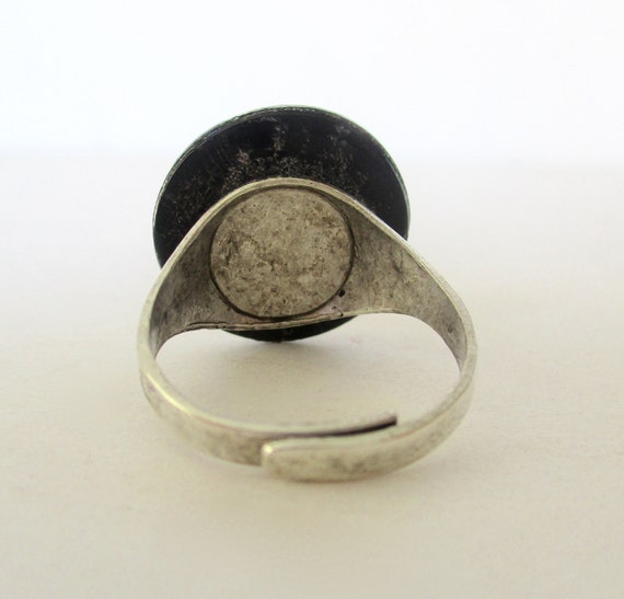 Vintage Adjustable Silver Tone Ring With Antique … - image 6