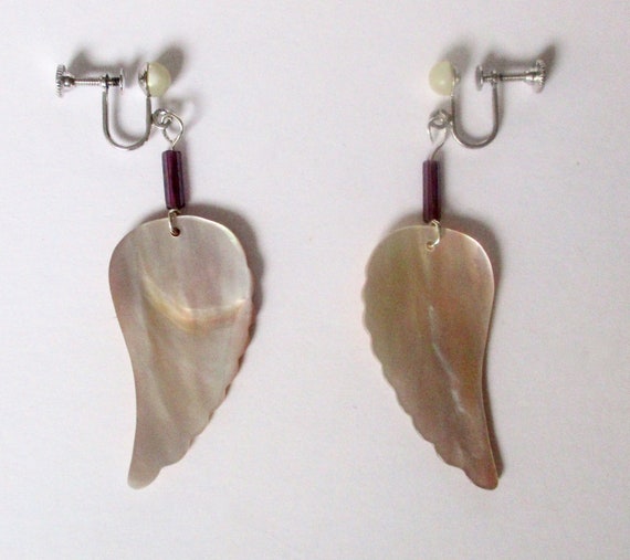 Pair of Vintage Mother-of-Pearl Screw Back Wing E… - image 5