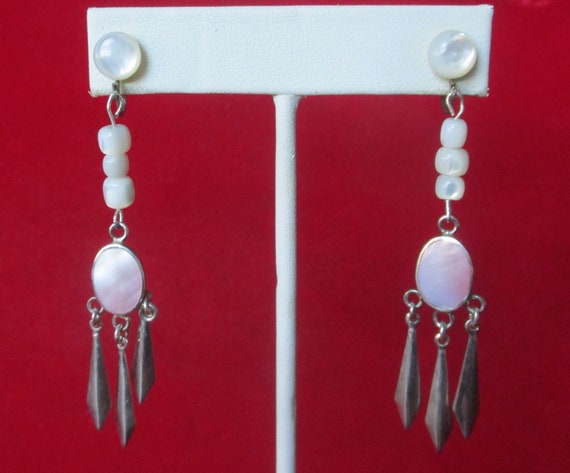 Pair of Vintage Screw Back Mother-of-Pearl & Sterling Silver Earrings/Hippie/Wedding/Shabby Chic