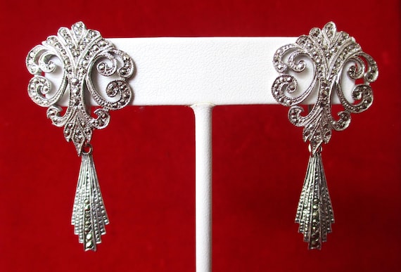 Pair of Vintage Sterling Silver & Marcasite Screw Back Earrings