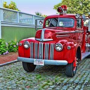 Old Fire Engine,Old Truck,Geschenkideen,Fahrzeugfotografie,Etsy Find,Garage Kunst,Einzigartiges Geschenk,Wandkunst,alter Oldtimer Feuerwehrauto,Nantucket Feuerwehrauto