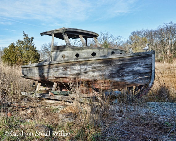 Old Boat,wooden Boat,boat Skeleton,abandoned Old Boat,boat  Remains,branfordct, Find,unique Gift, Dilapidated Old Boat,gift  Idea,trending 