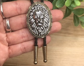 Lion Bolo Tie Necklace Men Women Western Gift Customize Tips Braided Cord Modern Cowboy Bola Vintage Style Fashion Accessory