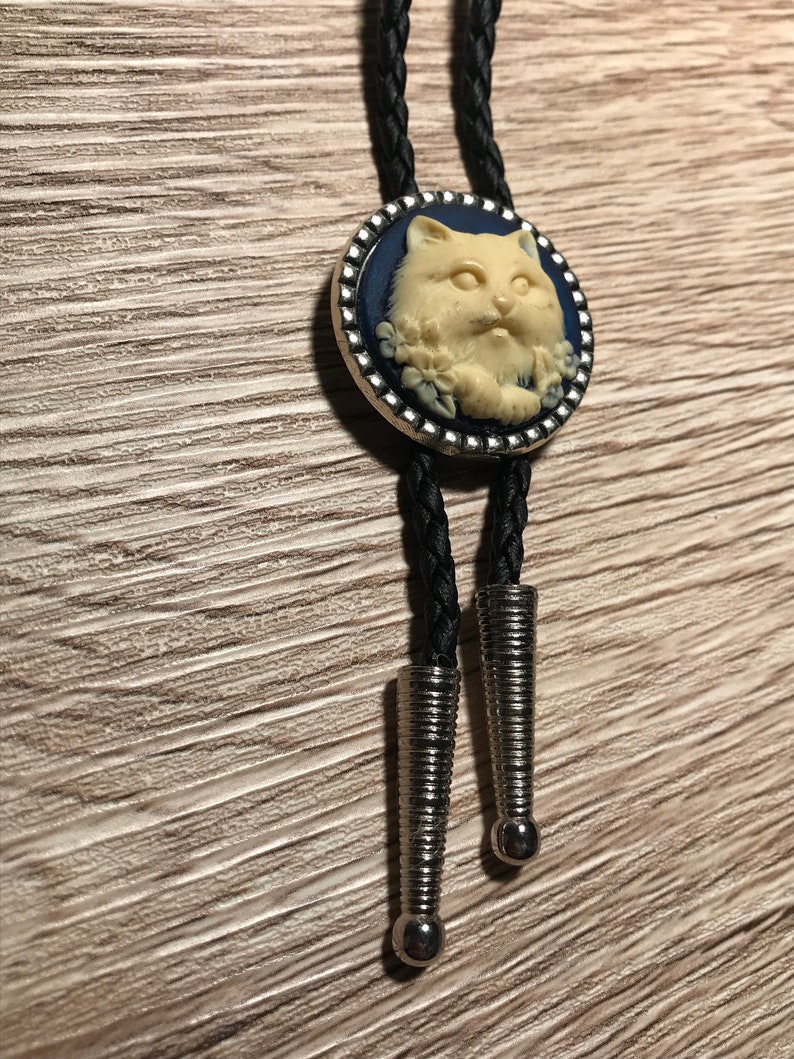 White Cat Cameo Bolo Tie Necklace Custom Tip & Cord Options Western Groom Wedding Mens Women Kids Gift Modern Cowboy Style Tie image 3