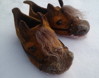 Yellowish Horses slippers 3D -woolen slippers-warm slippers-felted slippers-woolen clogs -horses clogs-warm shoes-yellow horse shoes