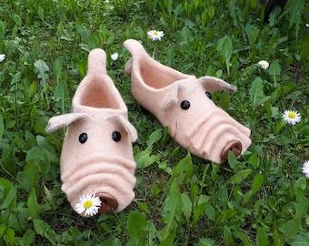 Felted slippers-woolen slippers-warm slippers-a pig slippers-3D pig slippers-wild boar clogs-warm shoes-piggi slippers-felt shoes