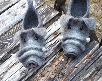 Slippers boar-women and men felted slippers-wool slippers-wild boar slippers-felt clogs-pig slippers-hunter slippers-gift for hunter-a boar