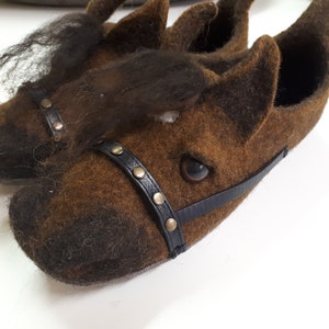 HORSES slippers-woolen slippers-warm slippers-FELT slippers-3D horses slippers-horses clogs-warm shoes-brown horses slippers-felt shoes image 4