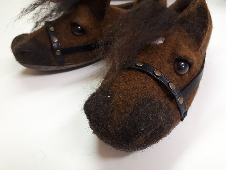 HORSES slippers-woolen slippers-warm slippers-FELT slippers-3D horses slippers-horses clogs-warm shoes-brown horses slippers-felt shoes image 3