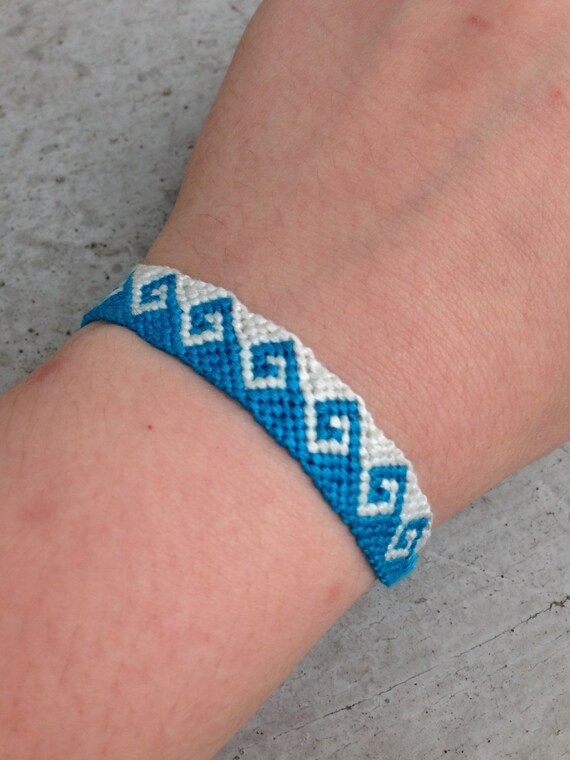 White and blue simple wave friendship bracelet