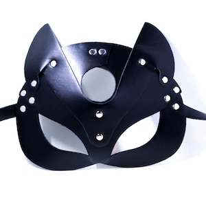 Black Cat or feline masquerade mask, sexy cat costume mask, perfect for a photo prop masquerade theme.