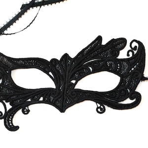 lace mask, lace masquerade mask fit for ball parties, prom nights, fairy costumes