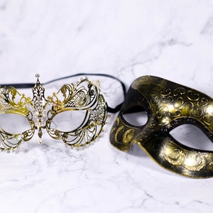 His and hers masquerade gold masks, couples masquerade masks, perfect for any homecoming party, new years parties