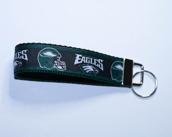 Llavero con diseño de los Philadelphia Eagles, accesorio para pulsera con cinta, regalo por menos de 5 dólares, cesta de regalo de San Valentín.