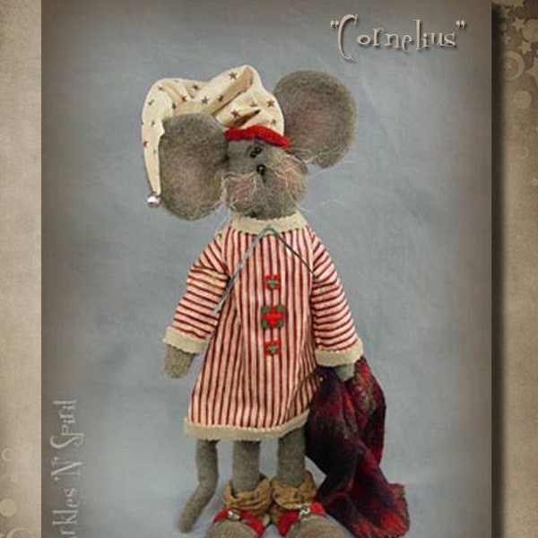 Pattern: Cornelius - 19" Mouse - Christmas