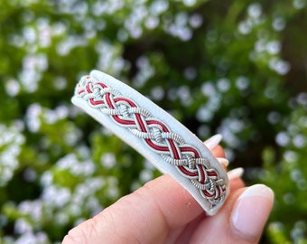 Traditional Sami reindeer leather bracelets with pewter and copper threads.Size XS-XL