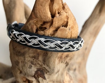 Traditional Lapland reindeer leather bracelet with pewter, silver and leather braid. Unisex bracelet.