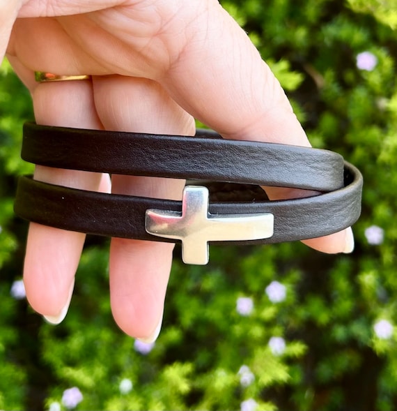 Unisex double wrap around reindeer leather bracelet with a magnetic clasp and a silver cross slider.