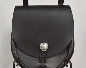 Large Hanging Pouch