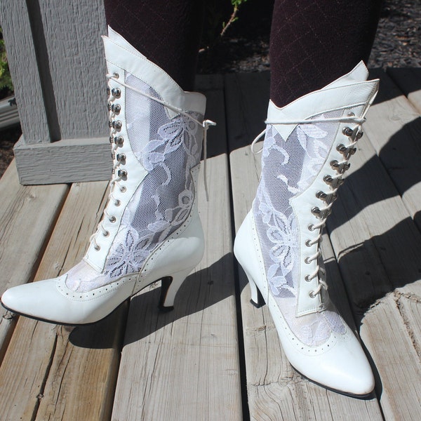 NOS 1980s 1990s Vintage Retro Womens White Boots Shoes Size 7 Euro 37 1/2 UK 5 Leather Vinyl Lace Spectator Victorian Edwardian 1900s style