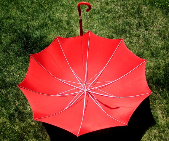 Vintage Retro Umbrella Parasol Canopy Rain Sun Accessorie 1950s 1960s Mid Century Solid Red Nylon Wedding Party Formal Evening Gift