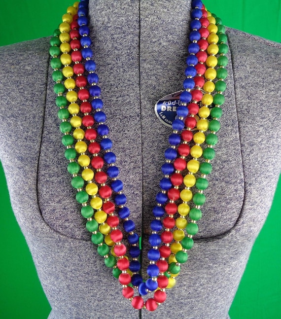 Vintage Retro Long Necklace Costume Jewelry 1960s 1970s Mod Silk Bead Ball Red Green Blue Yellow Plastic Wedding Party Evening Formal Gift