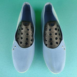 Vintage Funtreads Baby Blue & White Stripe Flats: 1970s Coastal Shoes - Size 7.5 Beach Footwear image 7