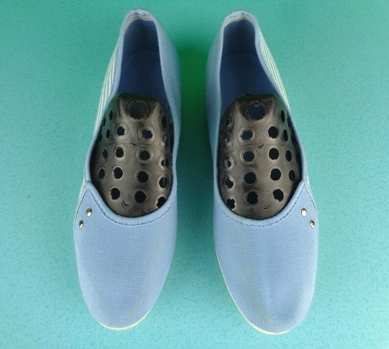 Vintage Funtreads Baby Blue & White Stripe Flats: 1970s Coastal Shoes - Size 7.5 Beach Footwear image 7