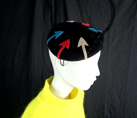 Vintage Holt Renfrew Mini Base Hat: 1940s-50s Feather Arrow Design Black Red Blue Gray