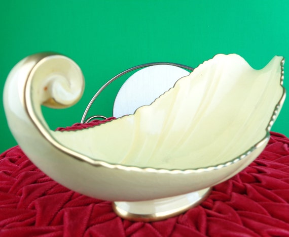Vintage Retro Carlton Ware Aladdin Gondola Trinket Candy Dish 1940s 1950s Mid Century Yellow Home House Accent Decor Center Piece Party Gift