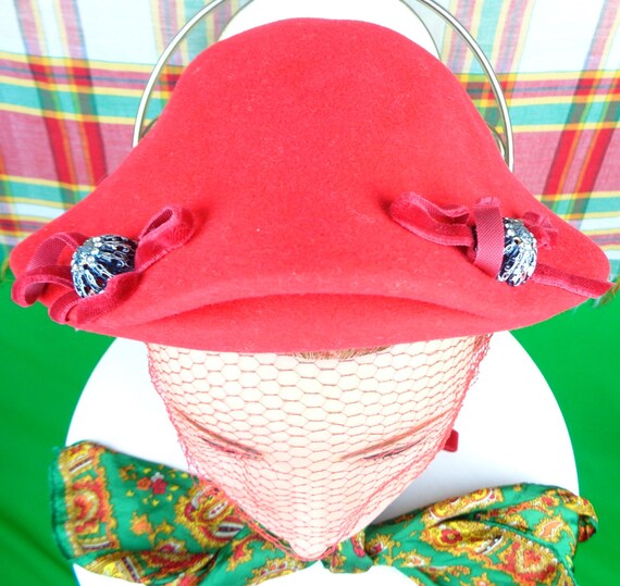 Vintage Retro Lipstick Red Half Veil Skull Hat Base Crown Capulet 1940s 1950s Mid Century Wedding Party Evening Formal Gift Accessorize