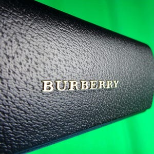 Burberry Sunglass Case - Etsy display picture 2