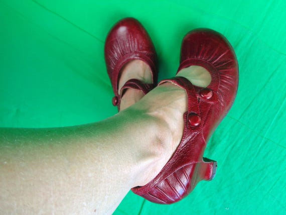 Vintage Miz Mooz Leather Mary Jane Baby Dolls Shoes Footwear Slides Slip Ons Strappy Oxblood Red 7 Wedding Party Evening Formal Casual Gift
