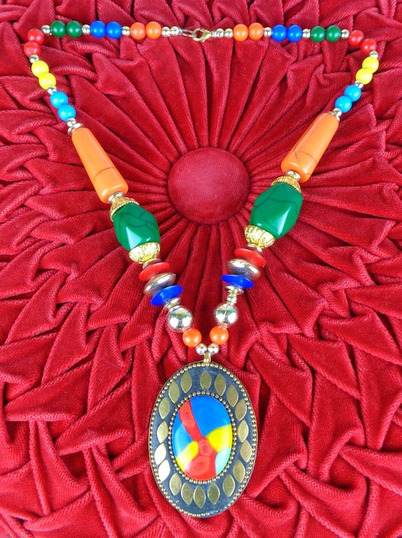 Vintage Retro Handmade Statement Necklace Rainbow Bead Tribal Pendant Jewelry 1970s 80s Wedding Party Evening Formal Casual Gift Accessorize