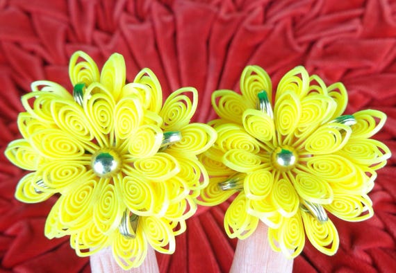 Vintage Yellow Flower Clip On Earrings: Mid Century Costume Jewelry 1950s-60s Party Accessory Gift