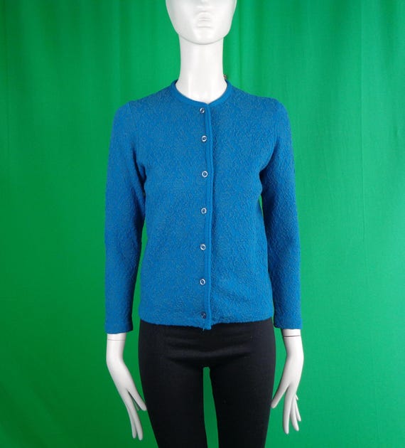Vintage Retro Clothing Apparel Swiss Jaquard Button Wool Blue Cardigan Sweater Top 1950s 1960s Mid Century XS Wedding Evening Party Gift