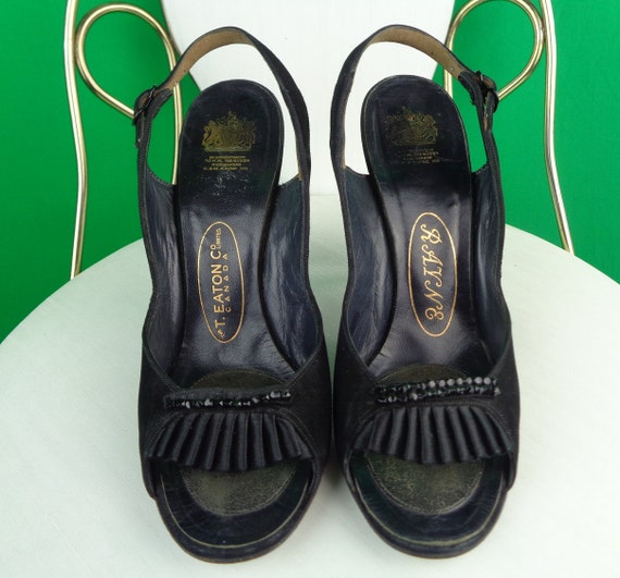 Vintage Retro Black Suede Pumps Shoes Strappy Slingback Footwear 1940s 50s Mid Century Heels US CAD 5 1/2 Wedding Party Evening Formal Gift