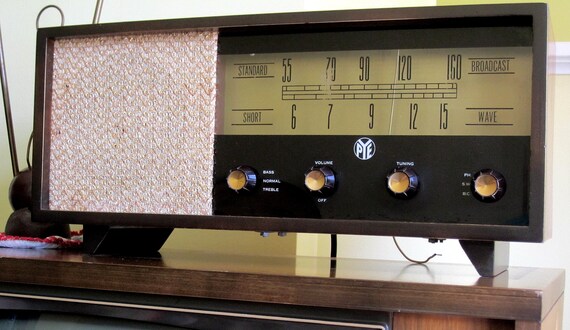 Vintage Retro LG PYE Tube Radio 1940s 50s Mid Century Phonograph Standard Broadcast Short Wave Electronic Room Accent Home House Gift Tested