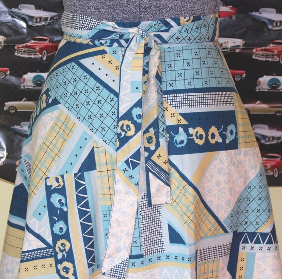 Vintage Clothing Apparel Nap Liberty House Hawaii Wrap Skirt 60s 70s ML Blue Yellow White Patchwork Wedding Party Evening Formal Casual Gift