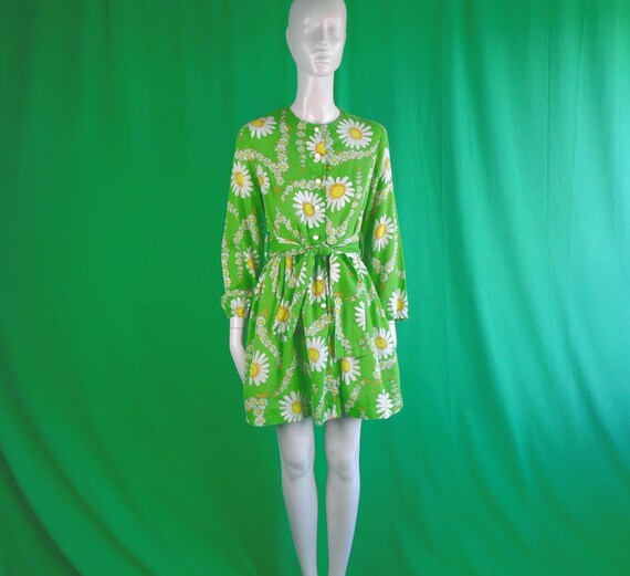 Vintage Retro Mod Clothing Apparel Light Weight Belt Shirt Dress 1950s 60s Mid Century Wedding Party Evening Formal Casual Gift Green Daisy