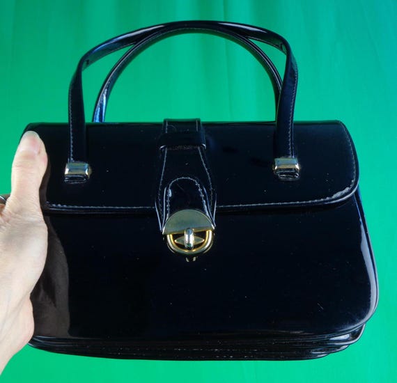 Vintage Retro Black Handbag Purse Top Handle 50s 60s Mid Century Patent Leather Accordion Fan Wedding Party Evening Formal Gift Accessorie