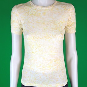 Vintage Retro Clothing Apparel Pullover Top Tee Shirt Blouse 60s 70s Mid Century XS S Yellow Orange White Jersey Knitwear Casual Formal Gift